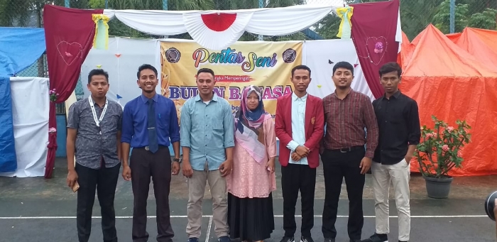 HIMABINA FKIP UNIMUDA SORONG GELAR PENTAS SENI DALAM RANGKA MEMPERINGATI BULAN BAHASA