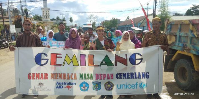 MANTAP JIWA!!!!! KEMITRAAN UNIMUDA SORONG – UNICEF RAMAIKAN KARNAVAL PGRI DALAM RANGAKAIAN HARDIKNAS KABUPATEN SORONG